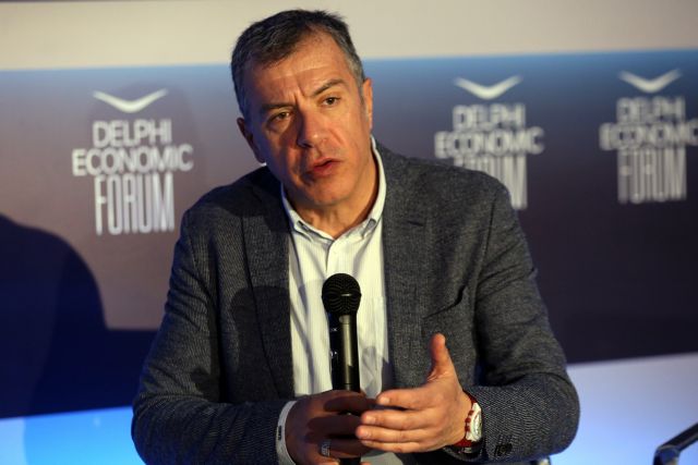 Θεοδωράκης: Θέλει να κάνει διπλωματικό πόλεμο η Τουρκία