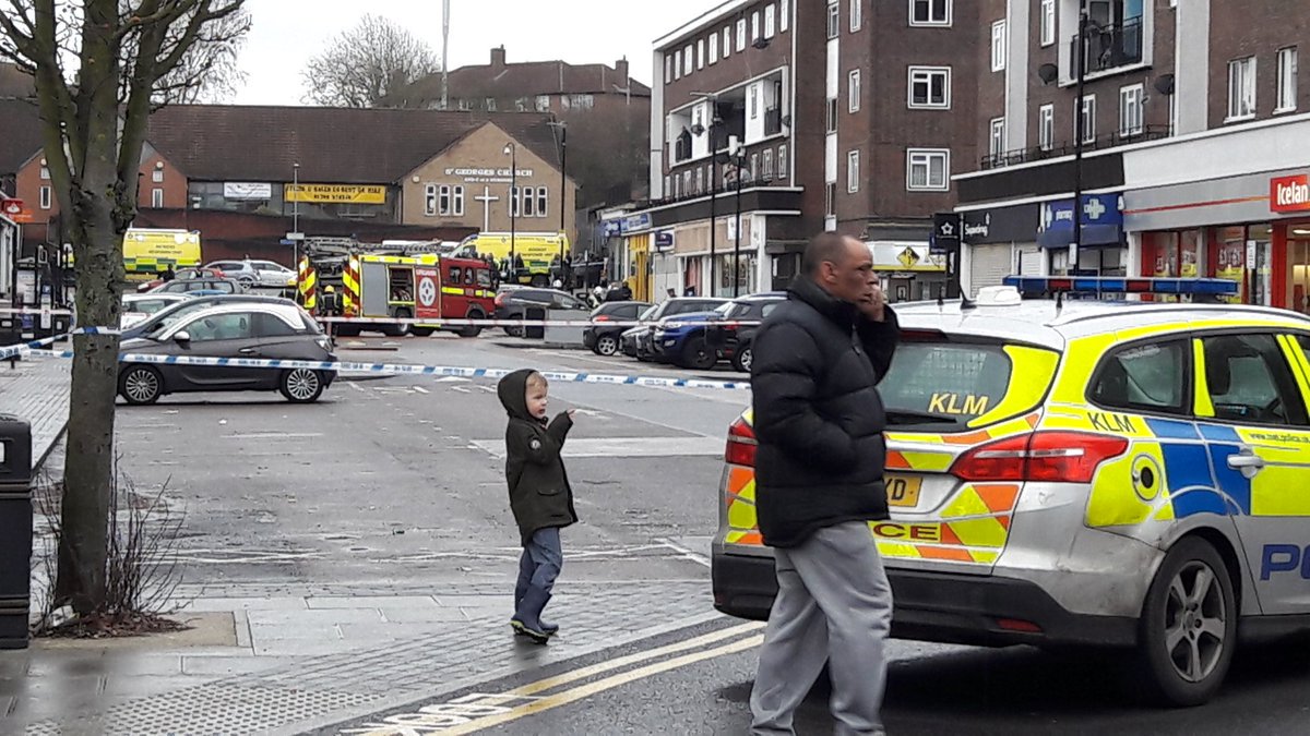 Αναφορές για έκρηξη στο βορειοανατολικό Λονδίνο