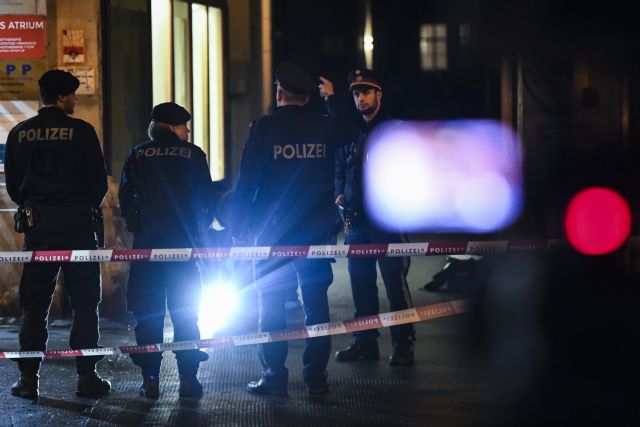 Βιέννη: Τοξικομανής ανέλαβε ευθύνη για τις επιθέσεις με μαχαίρι