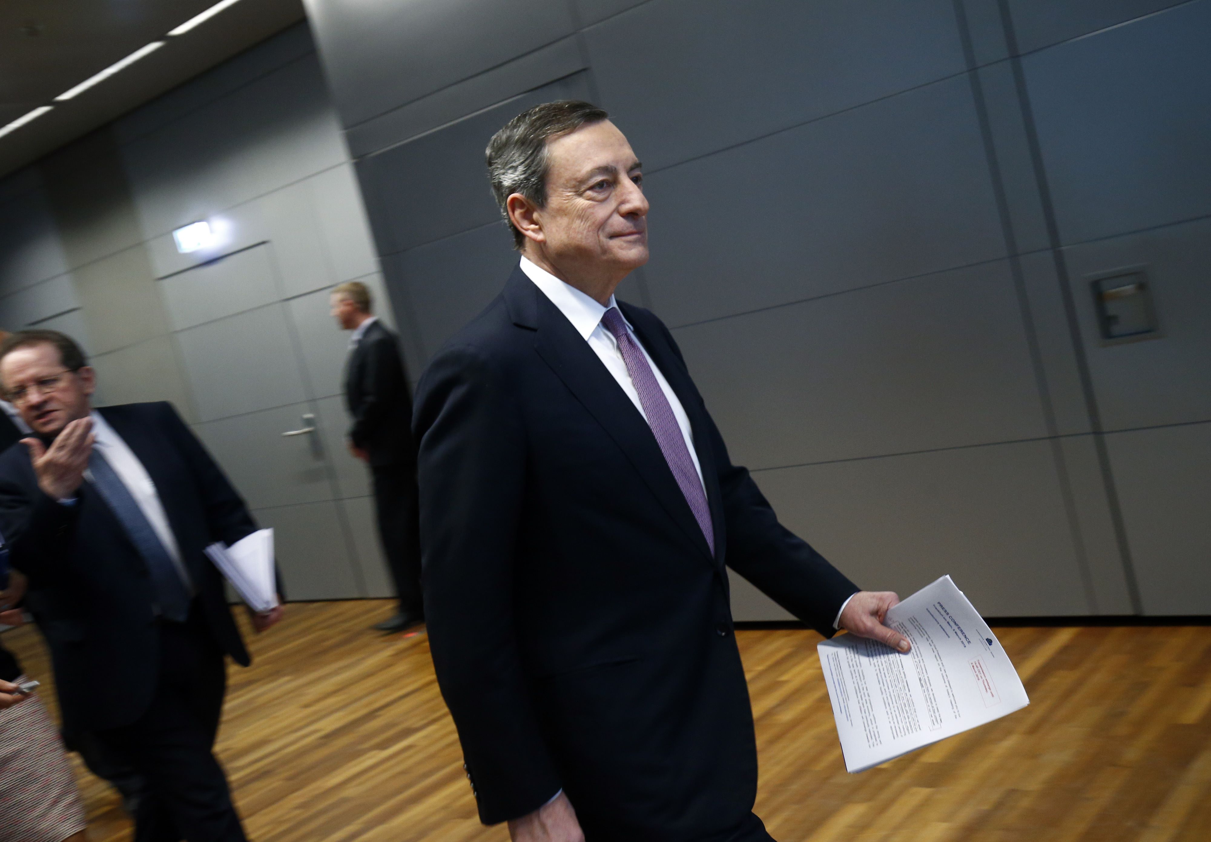 Η ΕΚΤ εγκατέλειψε τη δέσμευση για αύξηση του QE