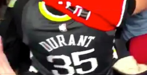 Είσαι στο γήπεδο και χάνει η ομάδα σου, θα κάτσεις να σκάσεις;