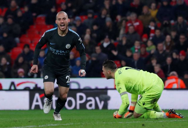 Ο Νταβίντ Σίλβα καθάρισε για τη Σίτι, 2-0 τη Στόουκ