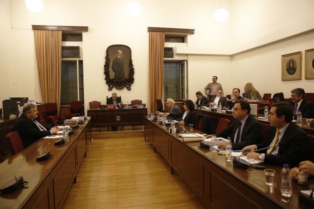 Προανακριτική για Novartis: Με αποχώρηση απειλεί η ΔΗΣΥ