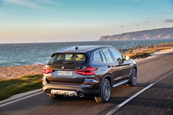 Ανταλλαγή diesel εκδόσεων με βενζίνης «θεσμοθετεί» η BMW στη Γερμανία