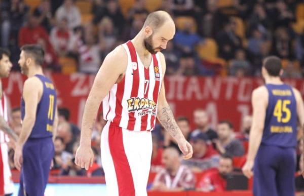 Στραπάτσο του Ολυμπιακού από την Μπαρτσελόνα με 90-63