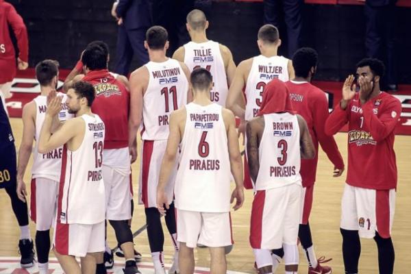 Ολυμπιακός: Δαφνοστεφανομένος… Ιανός