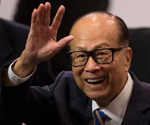 Λι Κα-σινγκ: Ο πλουσιότερος άνθρωπος στο Χονγκ Κονγκ αποσύρεται