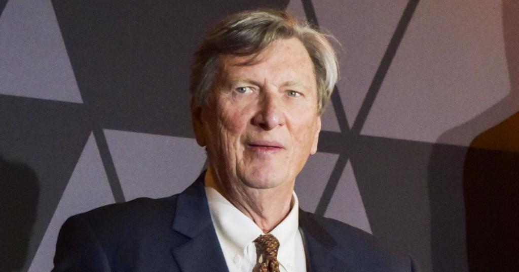 ΗΠΑ: Καταγγελίες σε βάρος του Τζον Μπέιλι για σεξουαλική παρενόχληση