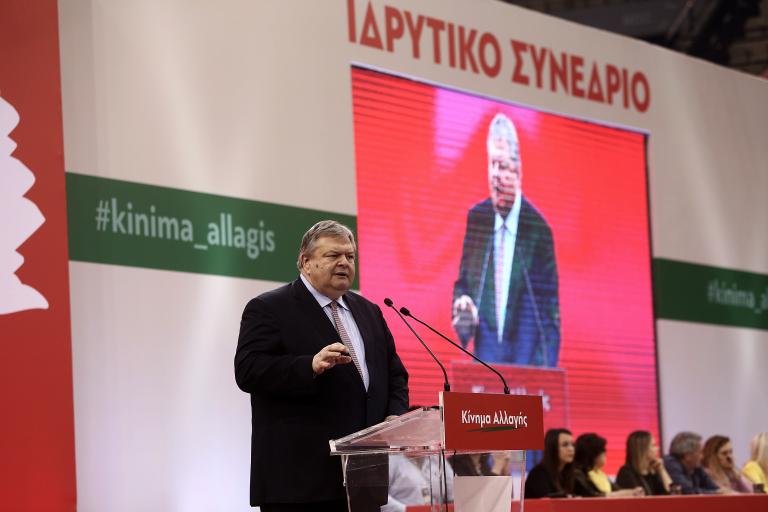 Μέτωπο δυνάμεων κατά του ΣΥΡΙΖΑ πρότεινε ο Βενιζέλος