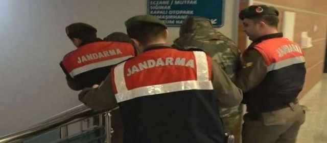 «Οι Έλληνες στρατιωτικοί κρατούνται χωρίς να τους έχουν απαγγελθεί κατηγορίες»