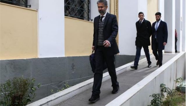 3+1 ερωτήματα για τις επαφές Φρουζή – ΣΥΡΙΖΑ