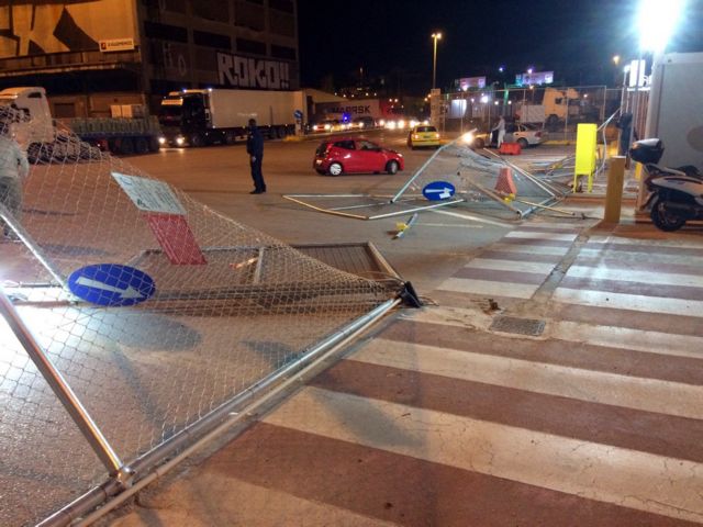 Προανάκριση για τις ζημιές στο λιμάνι του Πειραιά