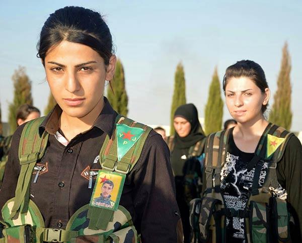 Η YPJ, ο πρώτος κουρδικός γυναικείος στρατός, συνεχίζει να μάχεται στη Συρία