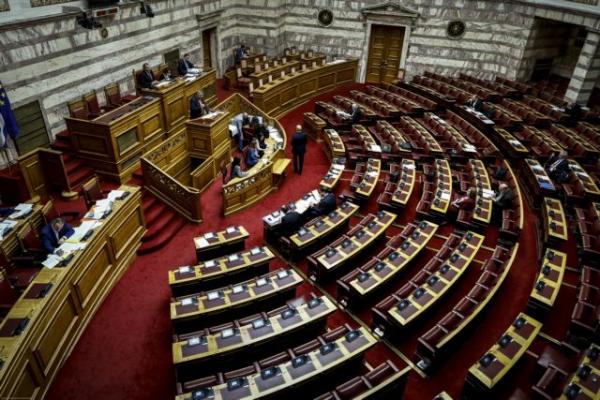 Στη Βουλή η τροπολογία για κατάργηση του επιδόματος ενοικίου