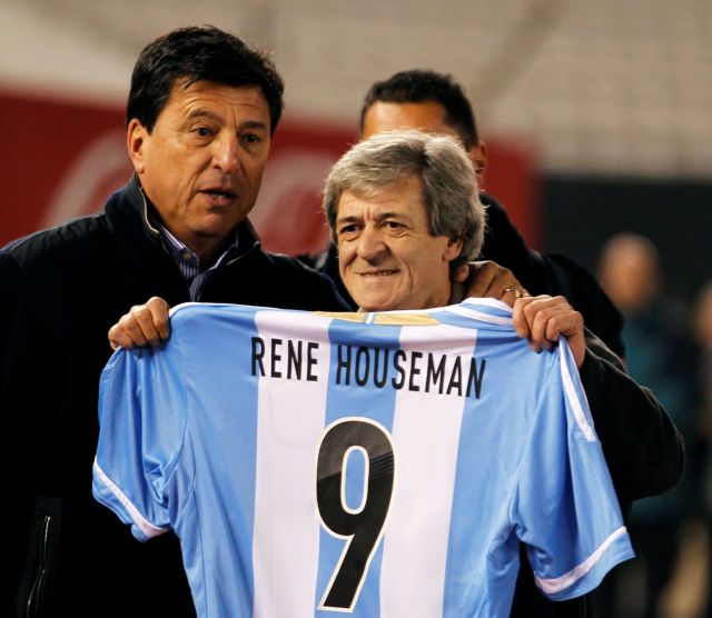 Πέθανε στα 64 από καρκίνο ο Ρενέ Χούσεμαν