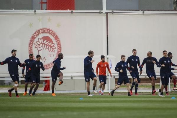 Ολυμπιακός: Διπλό με ένταση στου Ρέντη και ισοπαλία