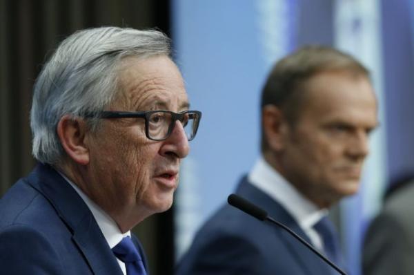 Η ΕΕ χαιρετίζει την απόφαση Τραμπ για «πάγωμα» των δασμών