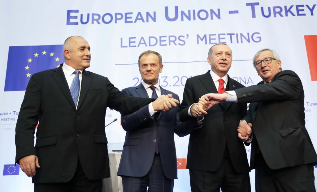 Ερντογάν: Το πρώτο βήμα για να βελτιώσουμε το διάλογο