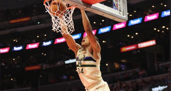 Πάλεψε σαν θηρίο αλλά λύγισε ο Αντετοκούνμπο [Βίντεο]