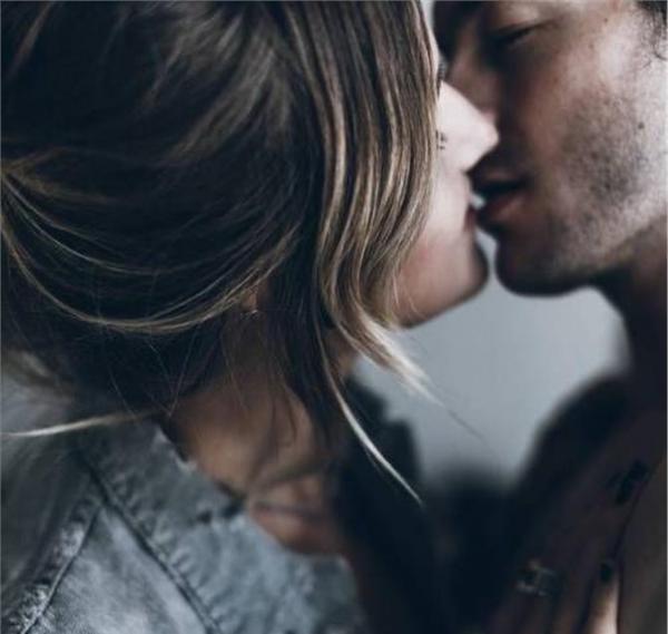 Πώς αντιδρά το σώμα μας όταν δεν κάνουμε σεξ;