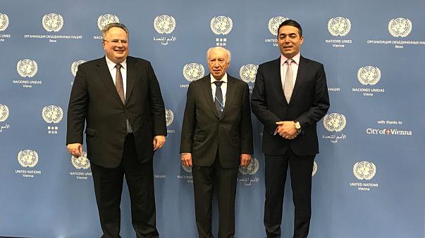 Στη Βιέννη ο Κοτζιάς – Συνάντηση με Νίμιτς και Ντιμιτρόφ