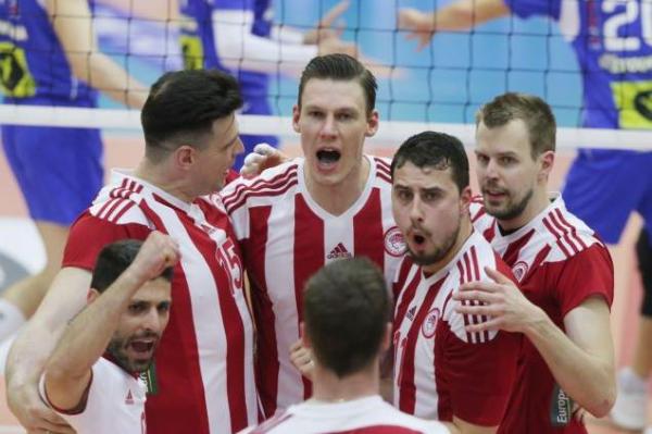 Στον τελικό ο Ολυμπιακός, 3-0 σετ τον Φοίνικα Σύρου