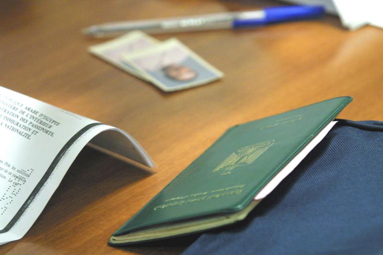 Πιάστηκαν στα πράσα με πλαστά διαβατήρια