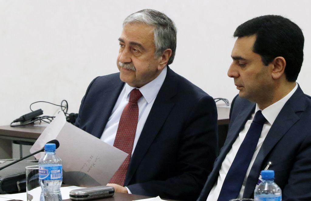 Κρίσιμο δείπνο Αναστασιάδη-Ακιντζί στις 16 Απριλίου