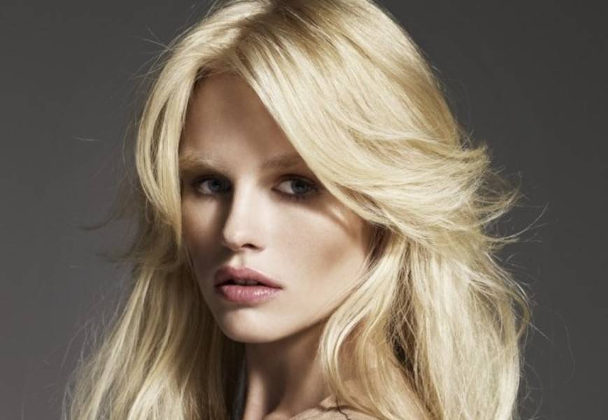 Περισσότερες γυναίκες στον κινηματογράφο επιθυμεί η Ντάριλ Χάνα