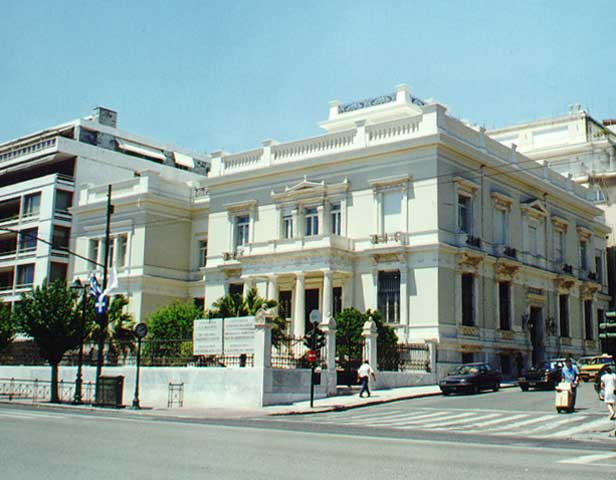 Το in.gr και ο Γιώργης Μαγγίνης σάς ταξιδεύουν στον κόσμο της τέχνης και του πολιτισμού!