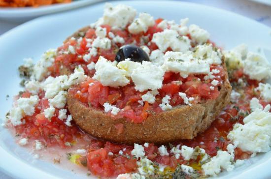 Κουκουβάγια ή αλλιώς ντάκος κρητικός