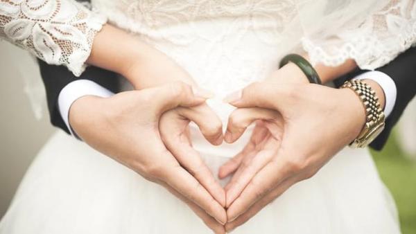 Ο γάμος τού όλα ή τίποτα