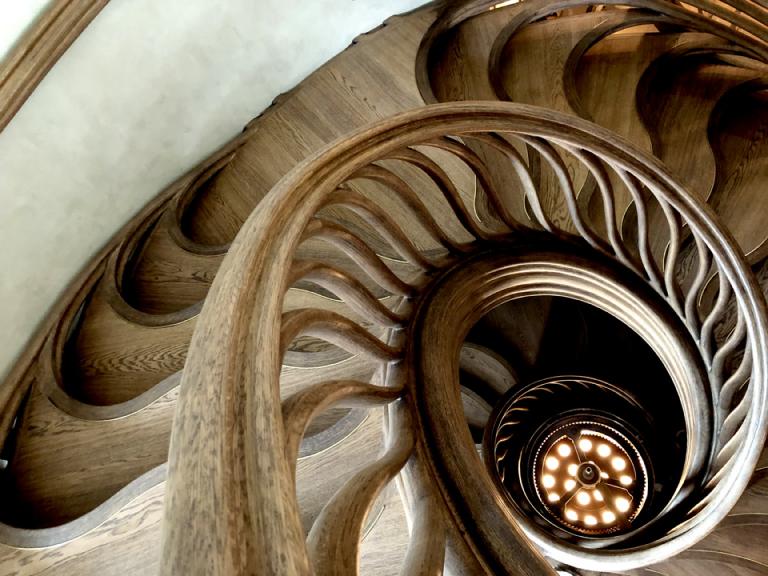 Stairstalk: Μια σκάλα που μοιάζει με αναρριχώμενο φυτό