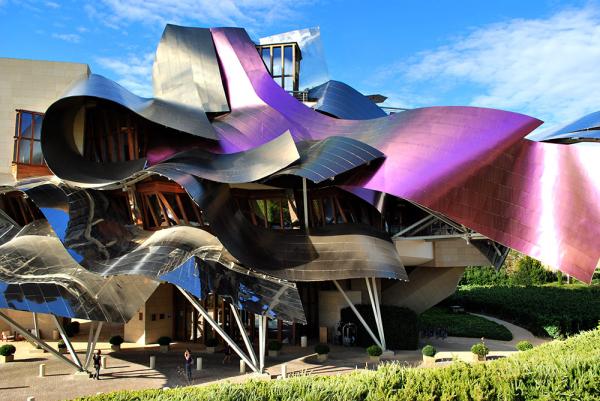 Αρχιτεκτονική στα όρια του χορού