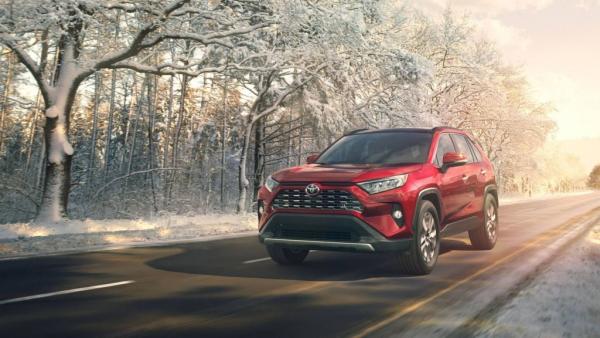 Toyota RAV4: Πιθανή η εξέλιξη επταθέσιας έκδοσης