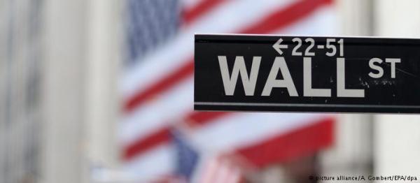 Υπό πίεση η Wall Street για τη βιομηχανία όπλων