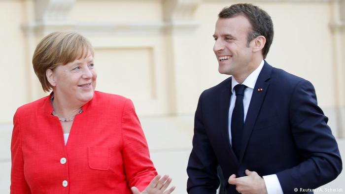 Ο Μακρόν επιταχύνει, η Μέρκελ επιβραδύνει