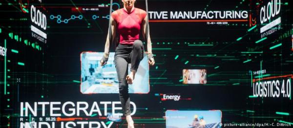 Όταν ο άνθρωπος συγκλίνει με το …ρομπότ