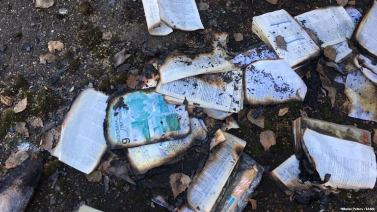 Ρωσία: Επίθεση μαθητή με μαχαίρι σε σχολείο – Έβαλε φωτιά