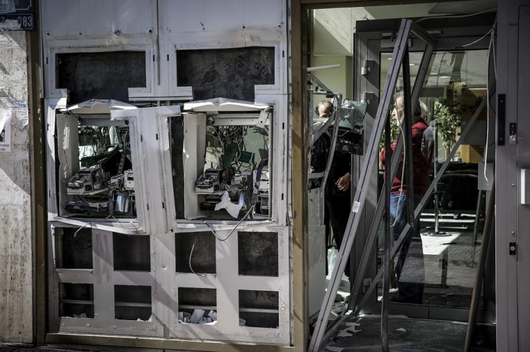 Άγνωστοι ανατίναξαν ΑΤΜ στην Κηφισιά