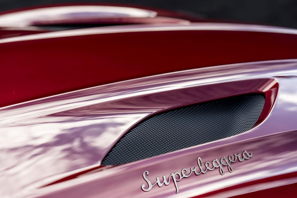 Η Aston Martin Vanquish αποκτά διάδοχο και νέο όνομα