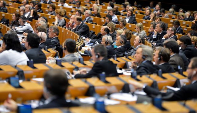 European Parliament resolution calls on Ankara to immediately release Greek officers