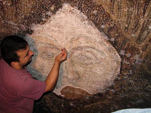 Ανεξίθρησκος συγχρονισμός