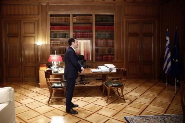 Εκλογές μέσα στο 2018: Οι εισηγήσεις κορυφαίων στελεχών και οι ημερομηνίες