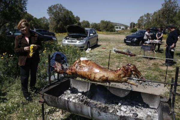 Τι… άκουσαν οι κυβερνητικοί βουλευτές στην επαρχία το Πάσχα