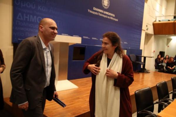 Το κρυφτούλι της Κονιόρδου με τον Στρατή