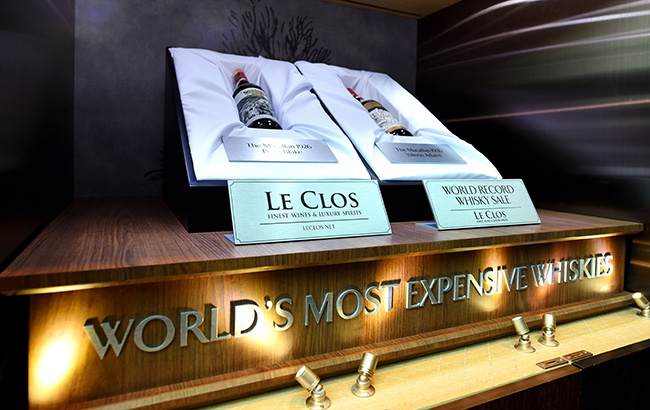 Πόσα χρήματα θα δίνατε για δύο μπουκάλια ουίσκι;