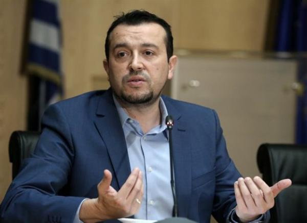 Το ξύλο που τρώει ο Παππάς