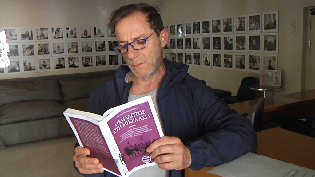 Ο Δημήτρης Λιγνάδης διαβάζει αποσπάσματα από το βιβλίο «Αιχμάλωτος στη Μικρά Ασία»
