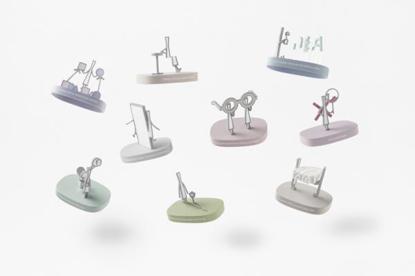 Η παραγωγή ιδεών αναπαρίσταται με παιχνιδιάρικες φιγούρες